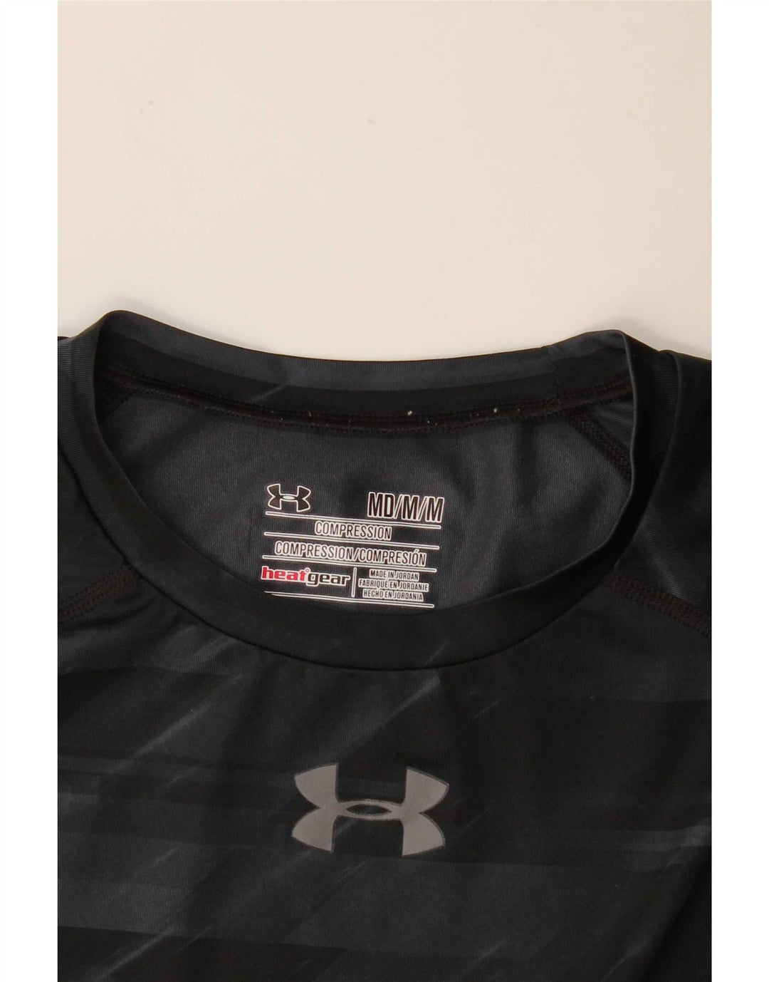 Under Armour Mens Heat Gear T-Shirt Top Medium Grey Pinstripe