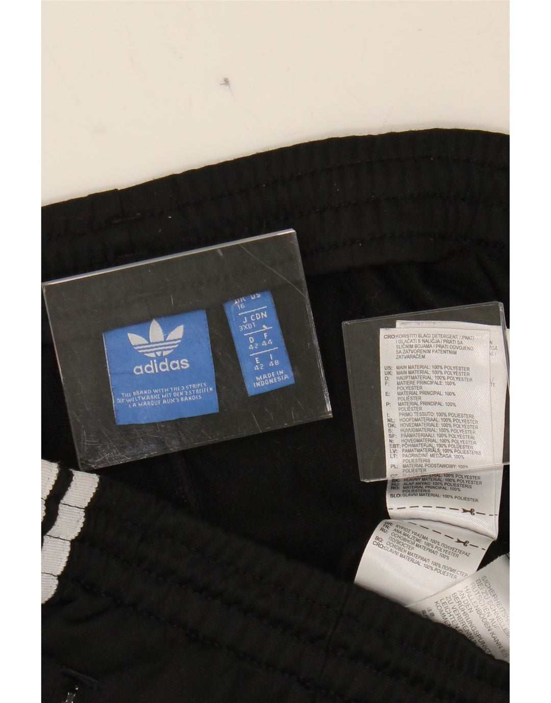 ADIDAS Womens Capri Tracksuit Trousers UK 16 Large  Black Polyester Vintage Adidas and Second-Hand Adidas from Messina Hembry 
