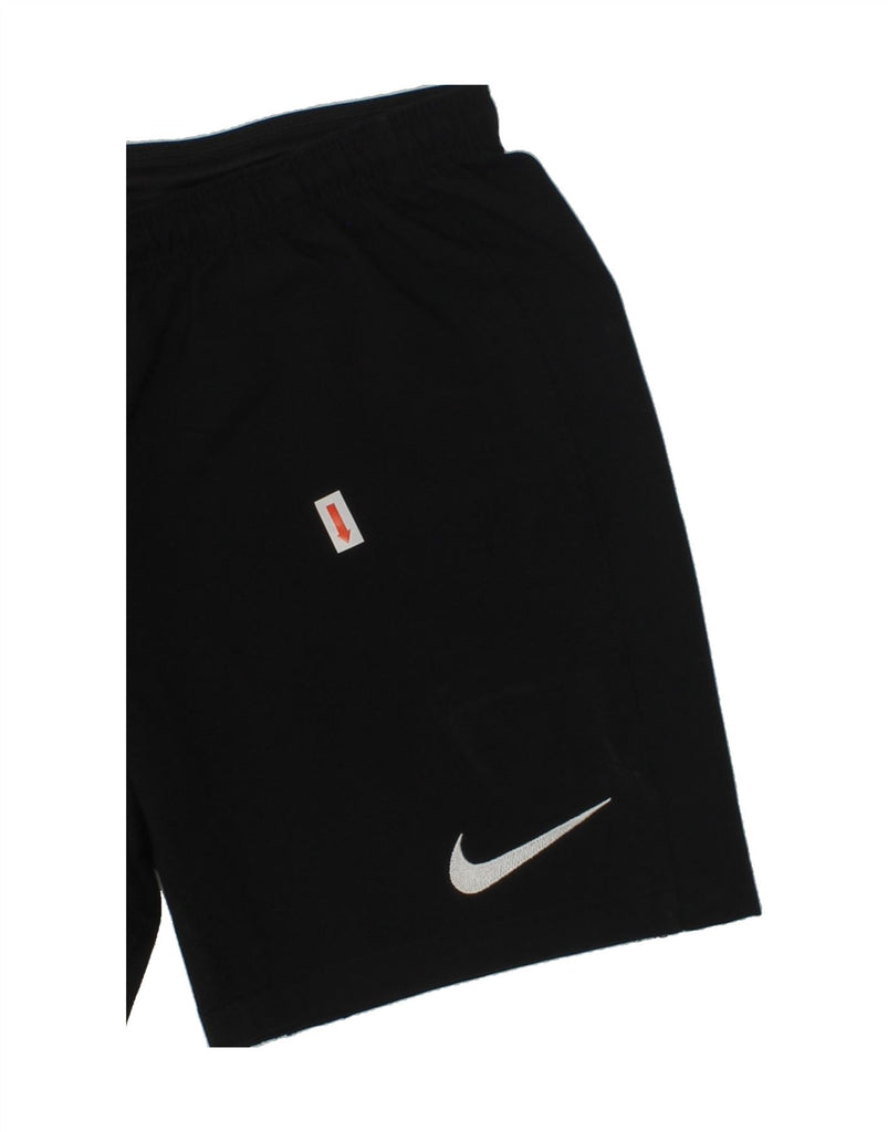 NIKE Boys Dri Fit Sport Shorts 6-7 Years XS Black | Vintage Nike | Thrift | Second-Hand Nike | Used Clothing | Messina Hembry 