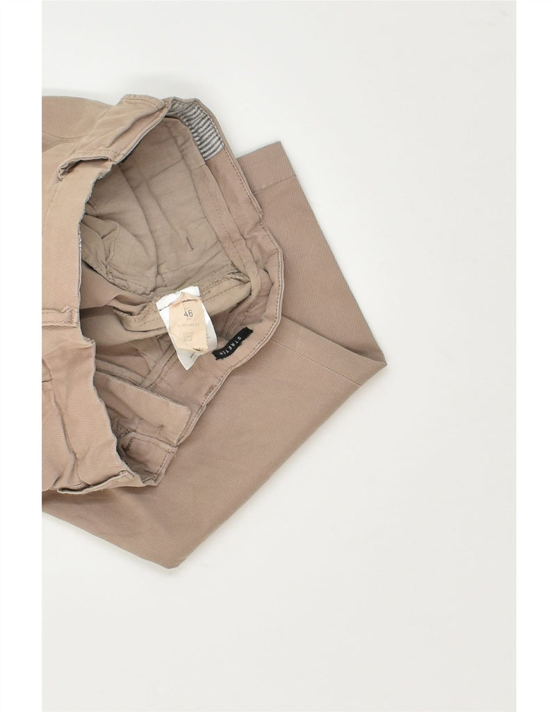 VINTAGE Mens Straight Cargo Trousers IT 46 Small W30 L27 Beige Cotton | Vintage Vintage | Thrift | Second-Hand Vintage | Used Clothing | Messina Hembry 