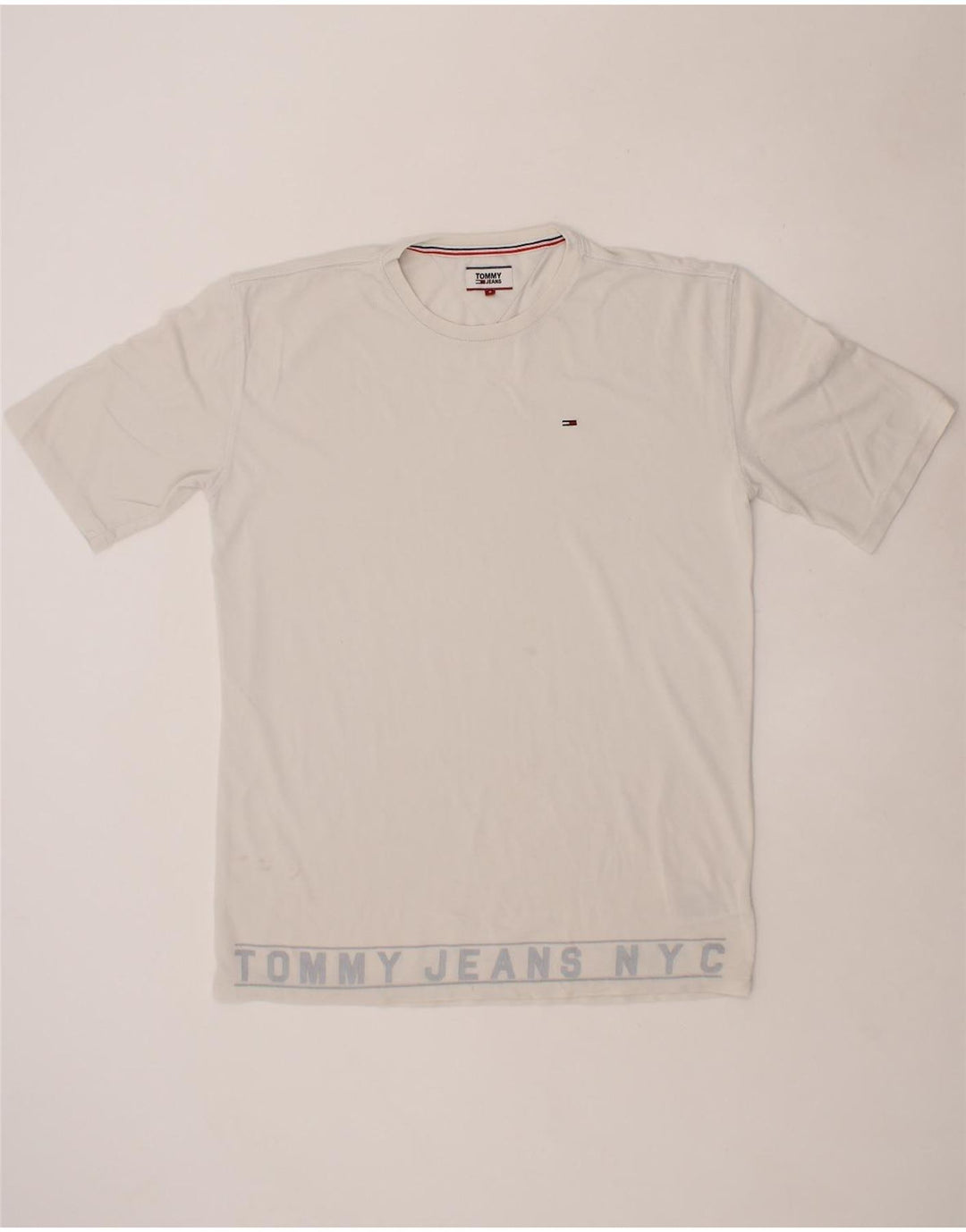 TOMMY HILFIGER Mens Graphic T-Shirt Top Small White Cotton Vintage Tommy Hilfiger and Second-Hand Tommy Hilfiger from Messina Hembry 