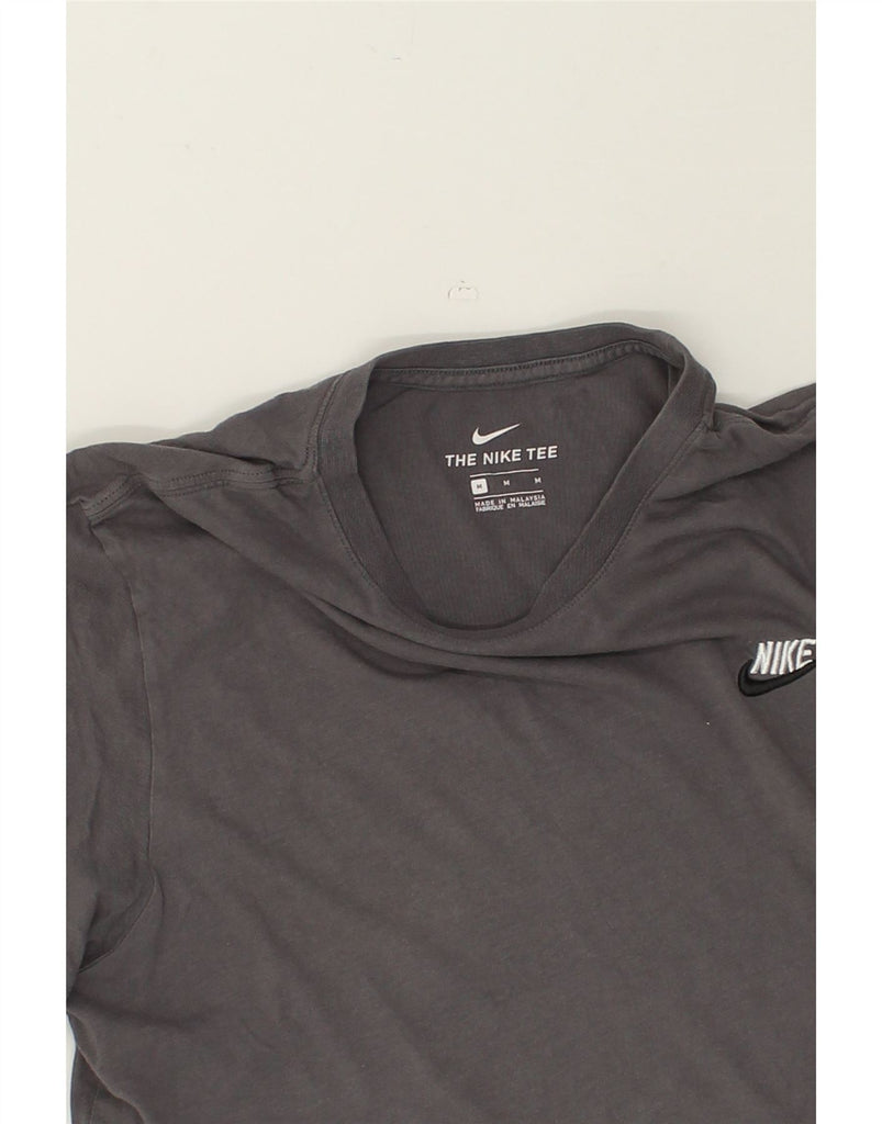 NIKE Mens T-Shirt Top Medium Grey Cotton | Vintage Nike | Thrift | Second-Hand Nike | Used Clothing | Messina Hembry 