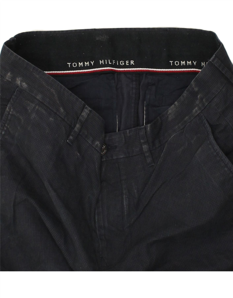 TOMMY HILFIGER Mens Slim Fit Casual Trousers W32 L32  Navy Blue Cotton | Vintage Tommy Hilfiger | Thrift | Second-Hand Tommy Hilfiger | Used Clothing | Messina Hembry 