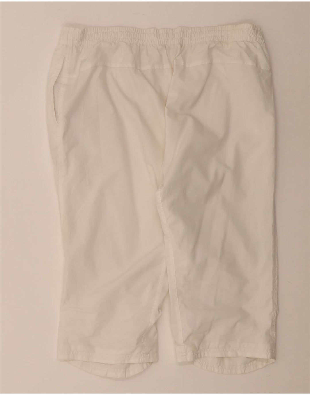Umbro Mens Graphic Bermuda Sport Shorts 2XL White Polyester