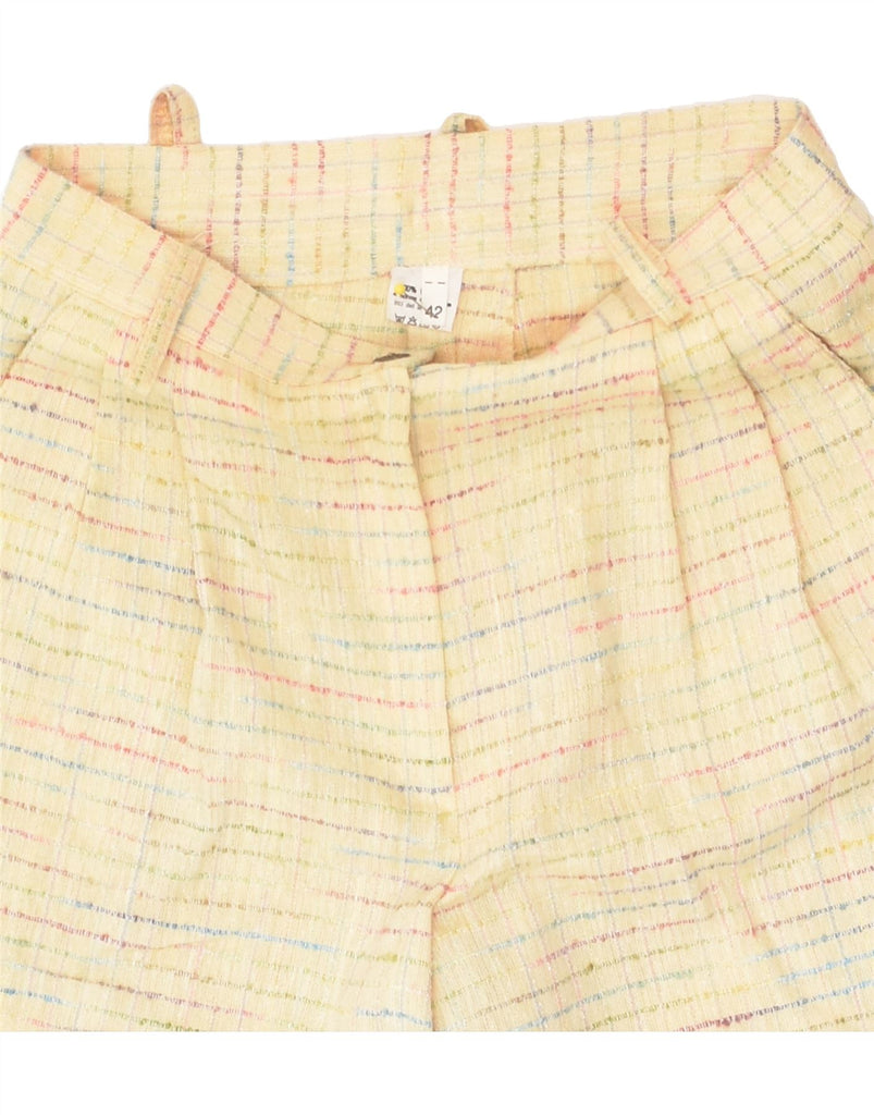 VINTAGE Womens High Waist Casual Shorts IT 42 Medium W26 Yellow Striped | Vintage Vintage | Thrift | Second-Hand Vintage | Used Clothing | Messina Hembry 