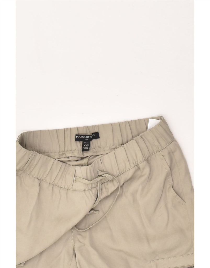 BANANA REPUBLIC Womens Cargo Shorts UK 2 2XS W26 Grey Lyocell | Vintage Banana Republic | Thrift | Second-Hand Banana Republic | Used Clothing | Messina Hembry 