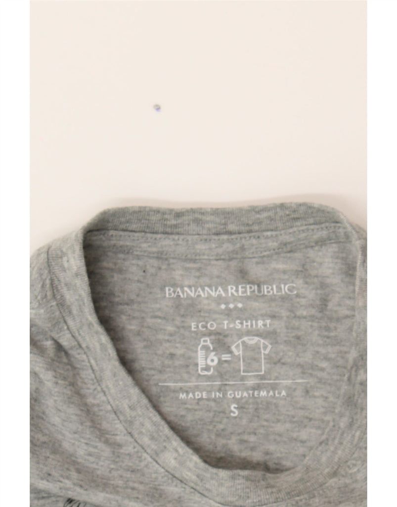 BANANA REPUBLIC Mens Graphic T-Shirt Top Small Grey Cotton Vintage Banana Republic and Second-Hand Banana Republic from Messina Hembry 
