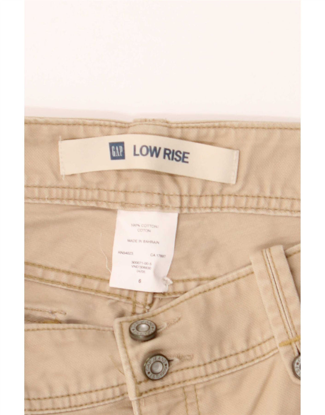 Gap Womens Low Waist Bermuda Shorts US 6 Medium W32 Beige Cotton