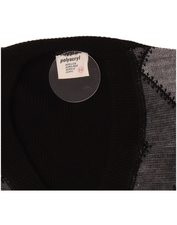 Vintage Mens V-Neck Jumper Sweater IT 52 Large Black Chevron Polyacrylic