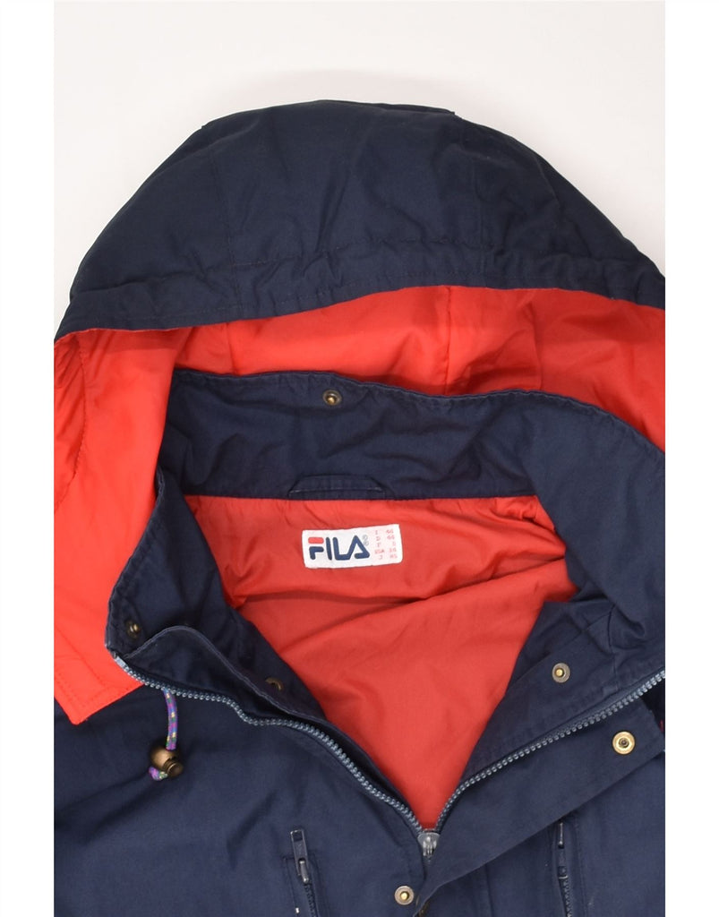 FILA Mens Hooded Windbreaker Jacket IT 44 2XS Navy Blue Polyester | Vintage Fila | Thrift | Second-Hand Fila | Used Clothing | Messina Hembry 