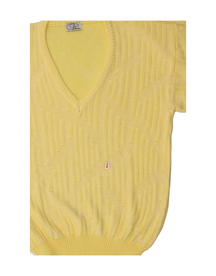 VINTAGE Mens V-Neck Jumper Sweater Medium Yellow Polyester Vintage Vintage and Second-Hand Vintage from Messina Hembry 