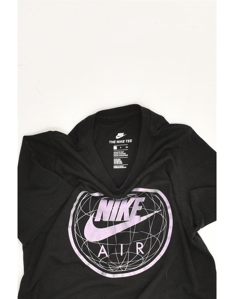 NIKE Girls Athletic Cut Graphic T-Shirt Top 7-8 Years Small Black | Vintage Nike | Thrift | Second-Hand Nike | Used Clothing | Messina Hembry 