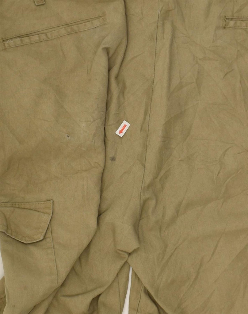 DICKIES Mens Cargo Shorts XL W38  Khaki Polyester | Vintage Dickies | Thrift | Second-Hand Dickies | Used Clothing | Messina Hembry 