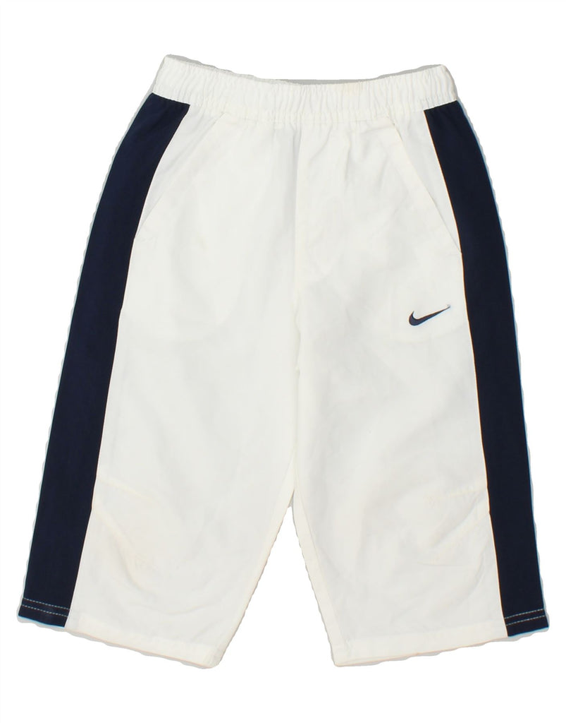NIKE Boys Bermuda Sport Shorts 5-6 Years Medium White Colourblock | Vintage Nike | Thrift | Second-Hand Nike | Used Clothing | Messina Hembry 
