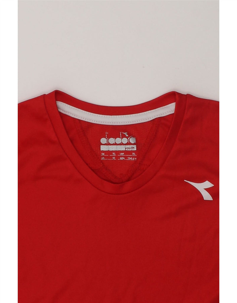 DIADORA Girls Graphic T-Shirt Top 13-14 Years XL Red Polyester | Vintage Diadora | Thrift | Second-Hand Diadora | Used Clothing | Messina Hembry 