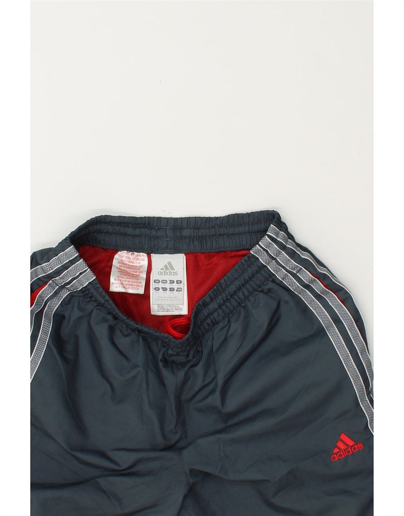 ADIDAS Boys Graphic Sport Shorts 9-10 Years  Grey Polyester Vintage Adidas and Second-Hand Adidas from Messina Hembry 