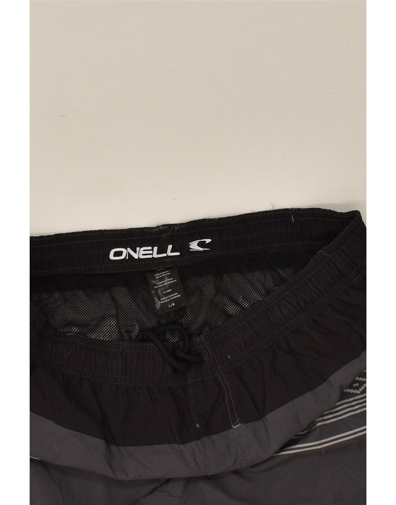 O'NEILL Mens Sport Shorts Large Grey Striped Polyester | Vintage O'Neill | Thrift | Second-Hand O'Neill | Used Clothing | Messina Hembry 