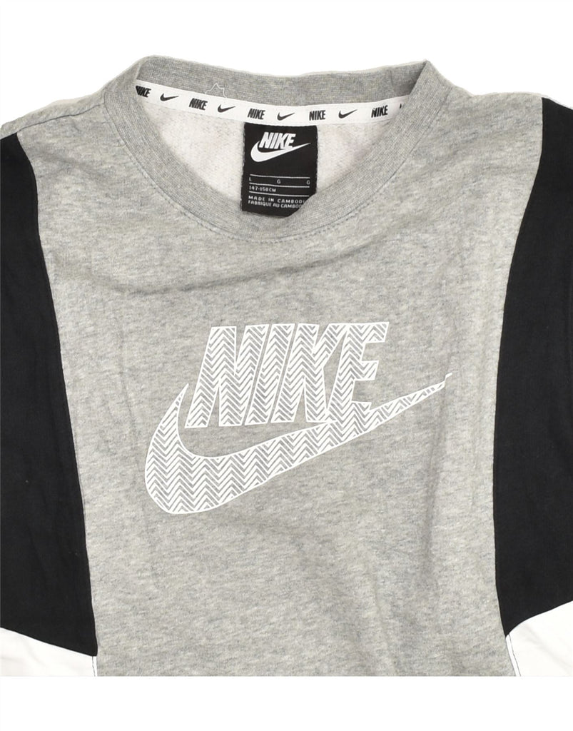 NIKE Boys Graphic Sweatshirt Jumper 12-13 Years Large Grey Colourblock | Vintage Nike | Thrift | Second-Hand Nike | Used Clothing | Messina Hembry 