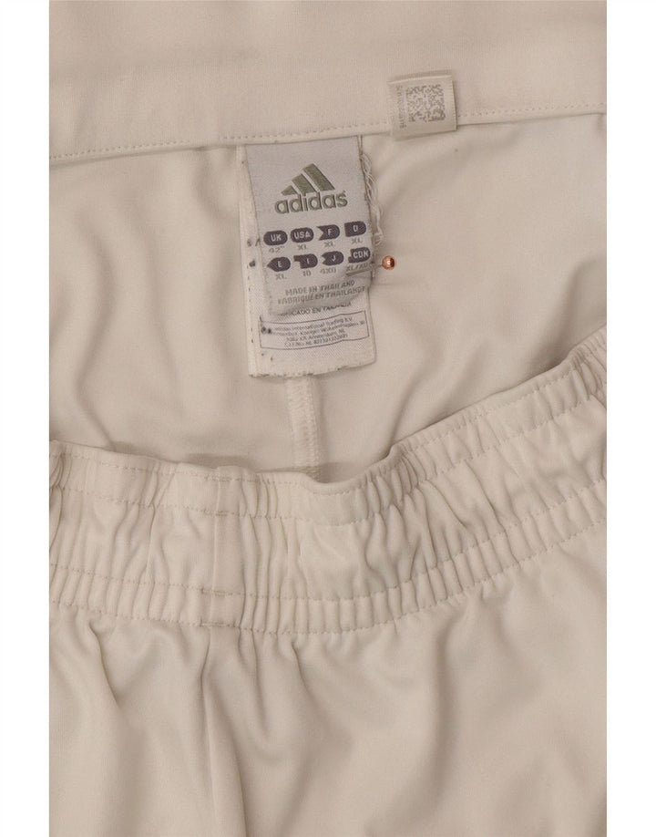 ADIDAS Mens FC Bayern Munchen Sport Shorts UK 42 Large  White Colourblock