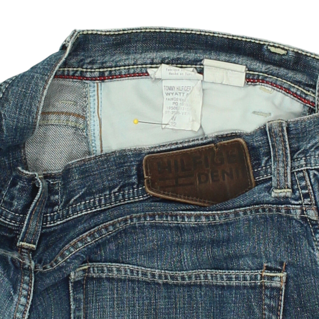 Tommy Hilfiger Denim Wvatt Heritage Mens Blue Straight Jeans | Vintage Designer | Vintage Messina Hembry | Thrift | Second-Hand Messina Hembry | Used Clothing | Messina Hembry 