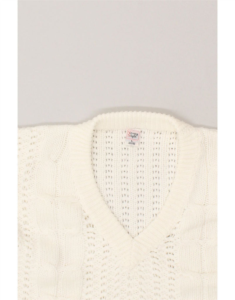 VINTAGE Mens V-Neck Jumper Sweater Large White Wool Vintage Vintage and Second-Hand Vintage from Messina Hembry 