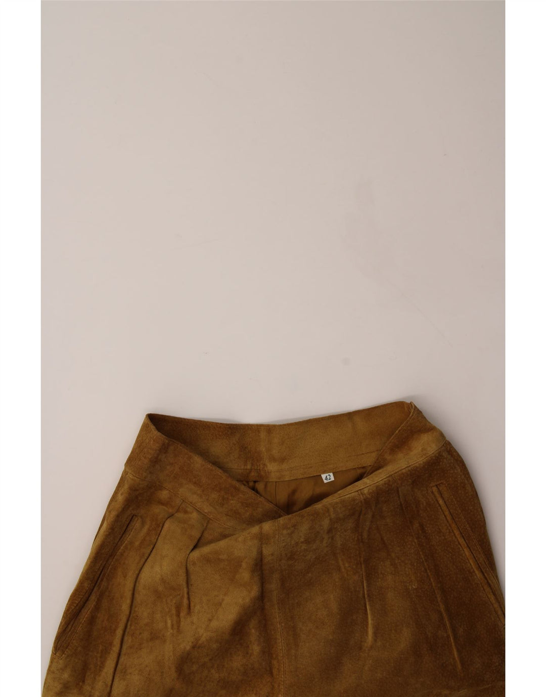 VINTAGE Womens Pegged Suede Trousers IT 42 Medium W26 L25 Beige Vintage Vintage and Second-Hand Vintage from Messina Hembry 