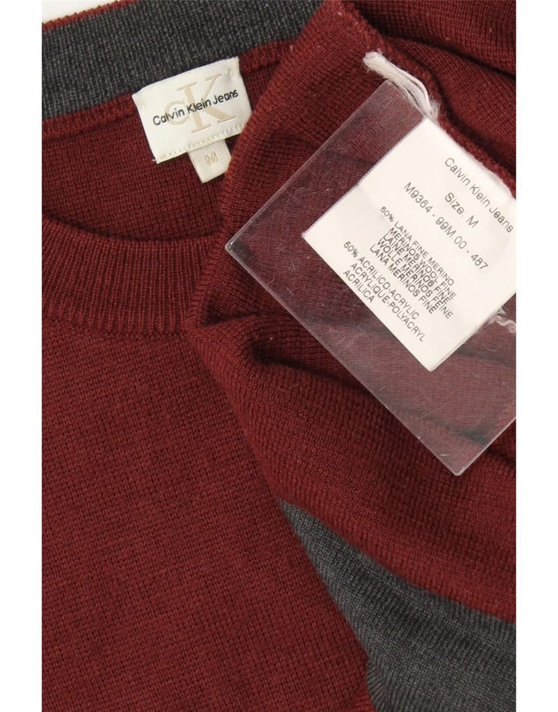 CALVIN KLEIN JEANS Mens Graphic Crew Neck Jumper Sweater Medium Burgundy Vintage Calvin Klein Jeans and Second-Hand Calvin Klein Jeans from Messina Hembry 