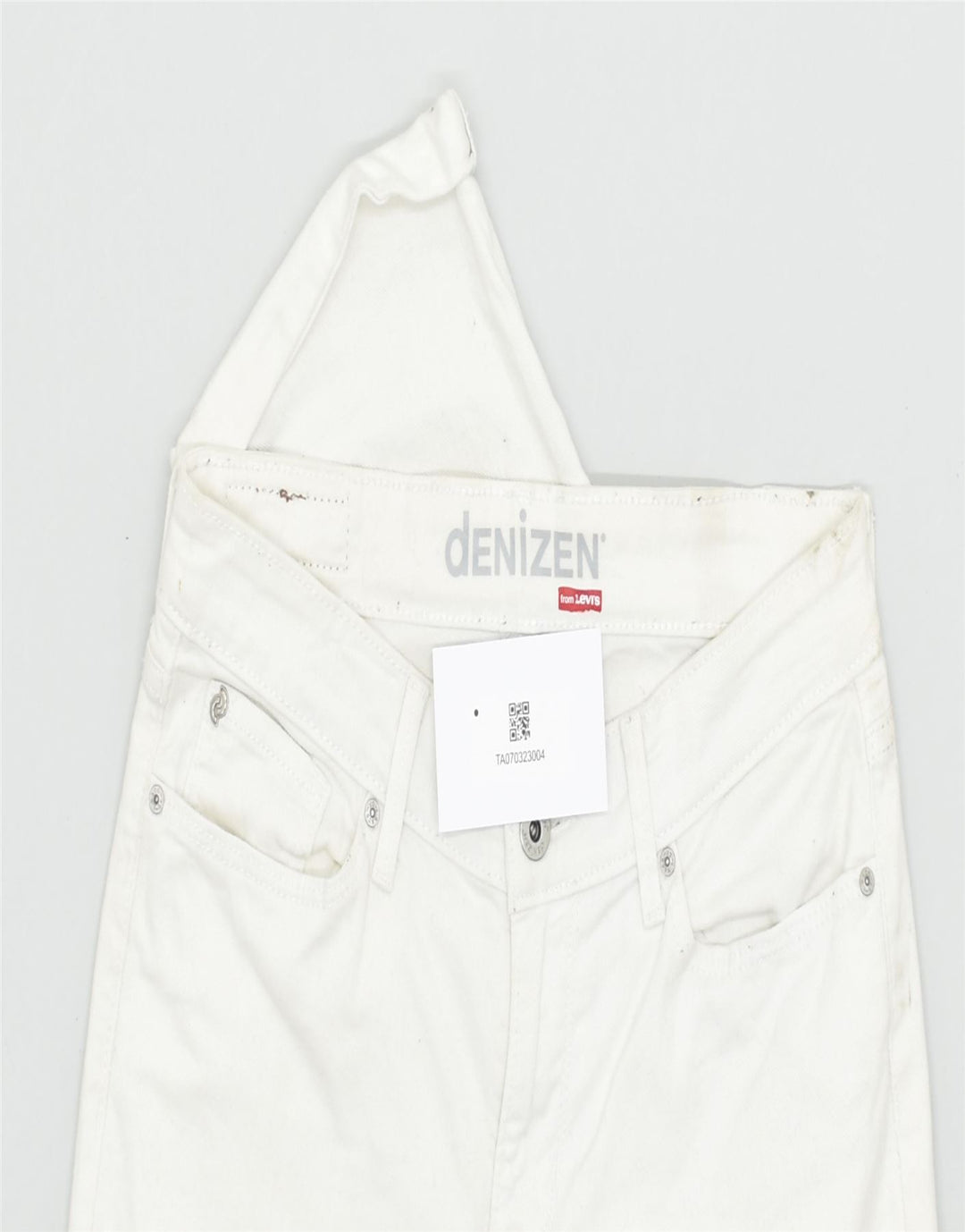 DENIZEN BY LEVI'S Womens Denim Shorts W32 Large White Cotton | Vintage | Thrift | Second-Hand | Used Clothing | Messina Hembry 