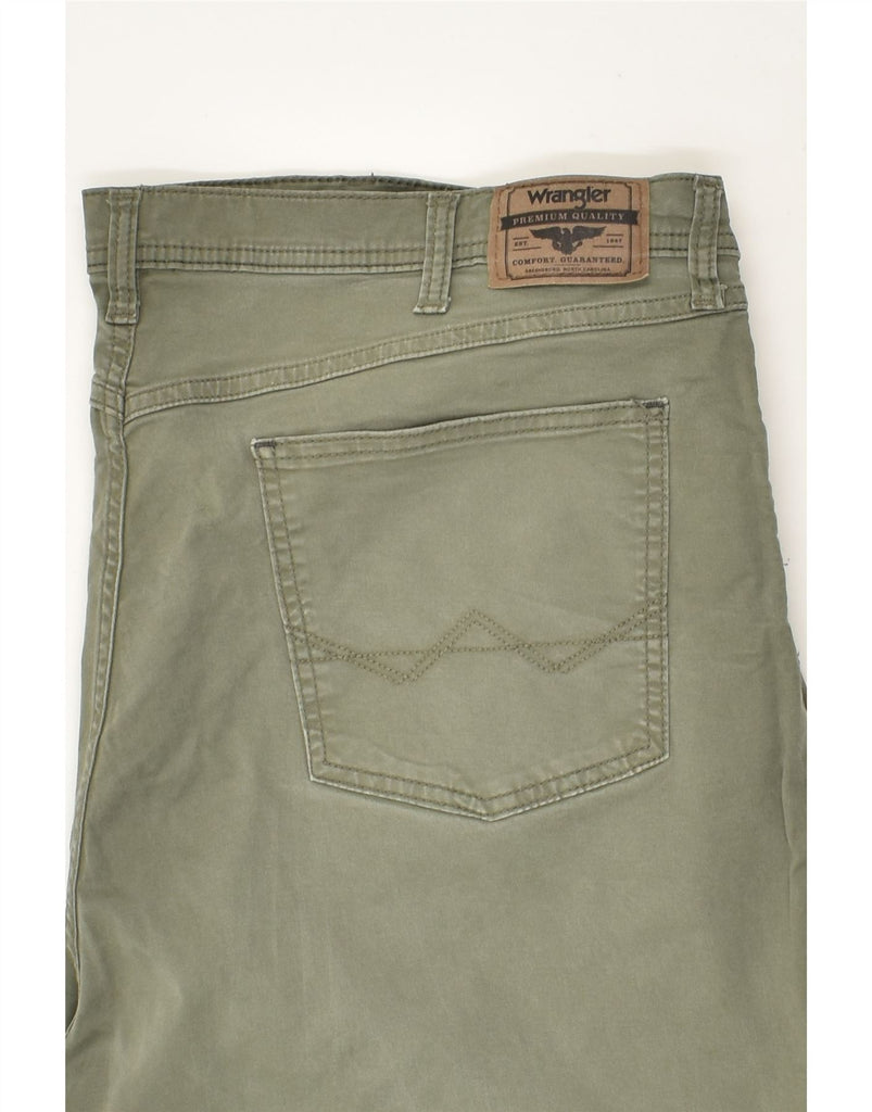 WRANGLER Mens Straight Casual Trousers W42 L30 Khaki Cotton | Vintage Wrangler | Thrift | Second-Hand Wrangler | Used Clothing | Messina Hembry 