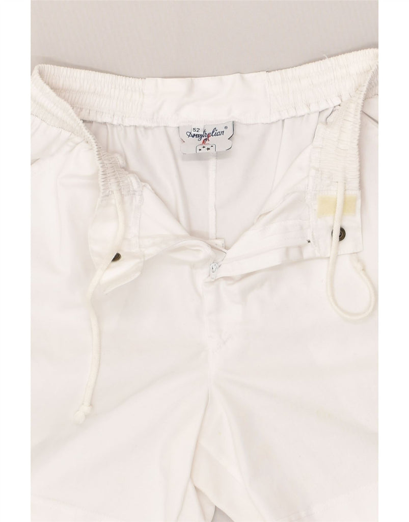 AUSTRALIAN L'ALPINA Mens Chino Shorts IT 52 XL W32 White Polyester | Vintage AUSTRALIAN L'ALPINA | Thrift | Second-Hand AUSTRALIAN L'ALPINA | Used Clothing | Messina Hembry 