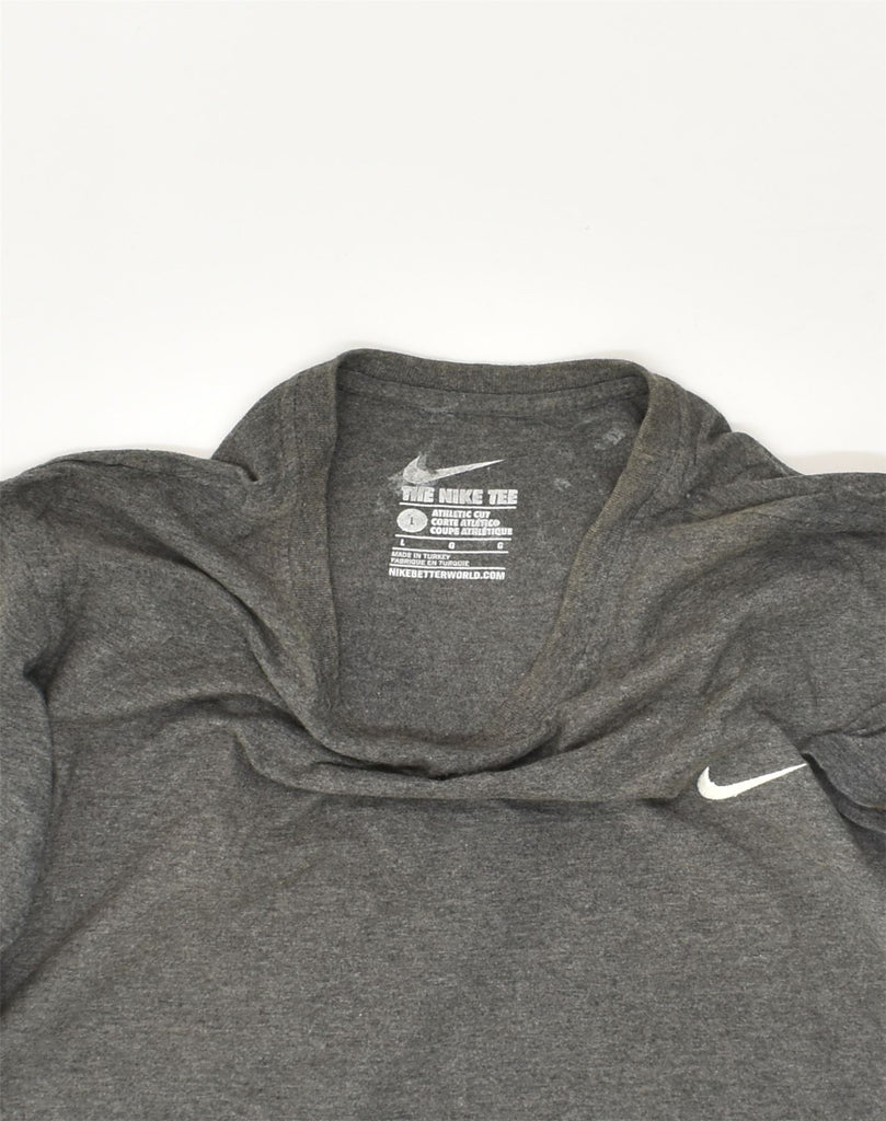 NIKE Mens Athletic Cut T-Shirt Top Large Grey Cotton | Vintage Nike | Thrift | Second-Hand Nike | Used Clothing | Messina Hembry 