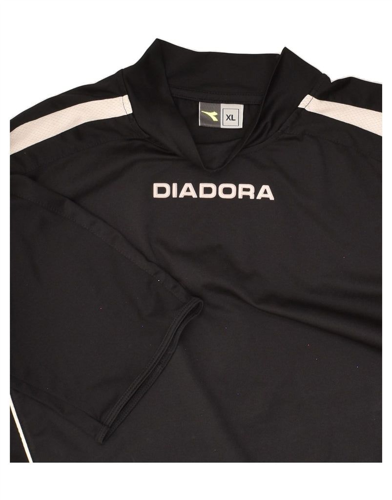 DIADORA Boys Graphic T-Shirt Top 11-12 Years XL Black Polyester | Vintage Diadora | Thrift | Second-Hand Diadora | Used Clothing | Messina Hembry 