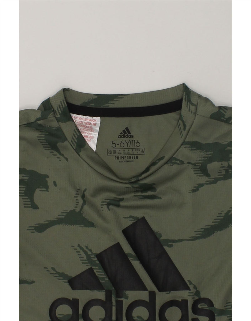 ADIDAS Boys Graphic T-Shirt Top 5-6 Years Khaki Camouflage Polyester | Vintage Adidas | Thrift | Second-Hand Adidas | Used Clothing | Messina Hembry 