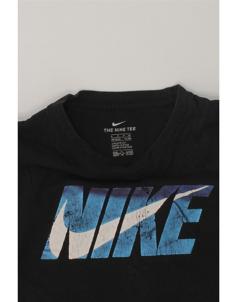 NIKE Boys Athletic Cut Graphic T-Shirt Top 4-5 Years Small Black Cotton | Vintage Nike | Thrift | Second-Hand Nike | Used Clothing | Messina Hembry 