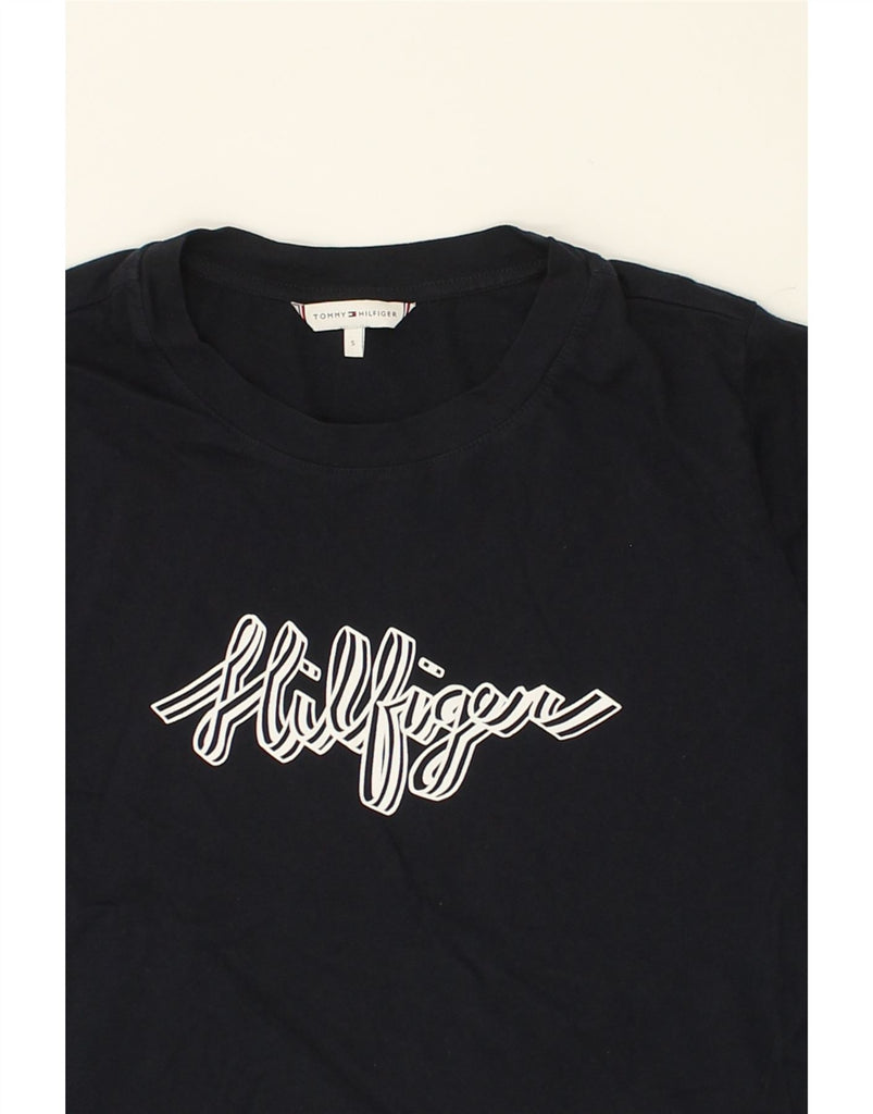 TOMMY HILFIGER Mens Graphic T-Shirt Top Small Navy Blue Cotton | Vintage Tommy Hilfiger | Thrift | Second-Hand Tommy Hilfiger | Used Clothing | Messina Hembry 