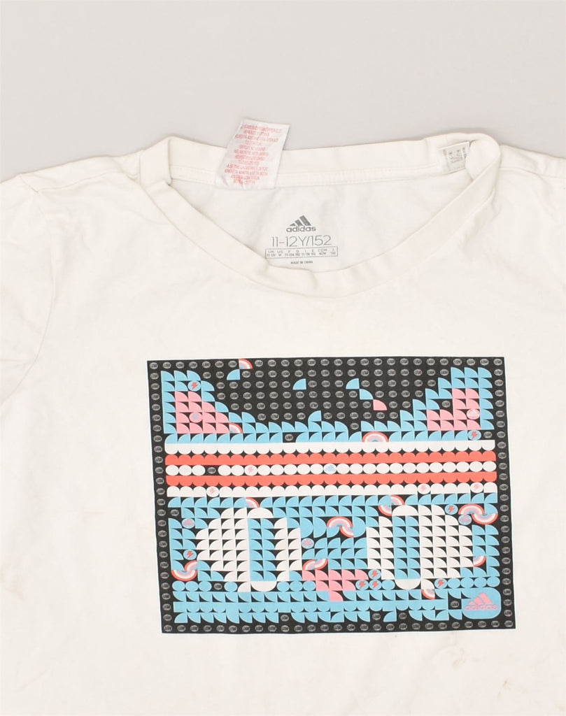 ADIDAS Boys Graphic T-Shirt Top 11-12 Years White Cotton | Vintage Adidas | Thrift | Second-Hand Adidas | Used Clothing | Messina Hembry 