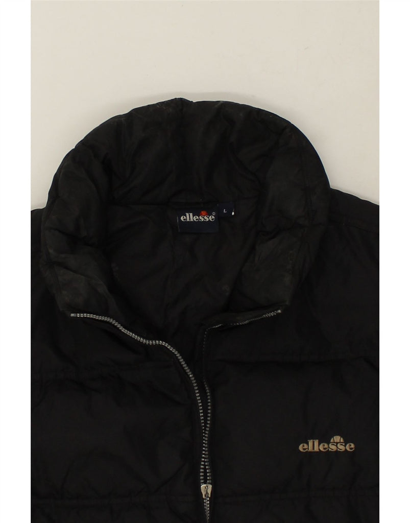 ELLESSE Mens Graphic Padded Jacket UK 40 Large Black | Vintage Ellesse | Thrift | Second-Hand Ellesse | Used Clothing | Messina Hembry 