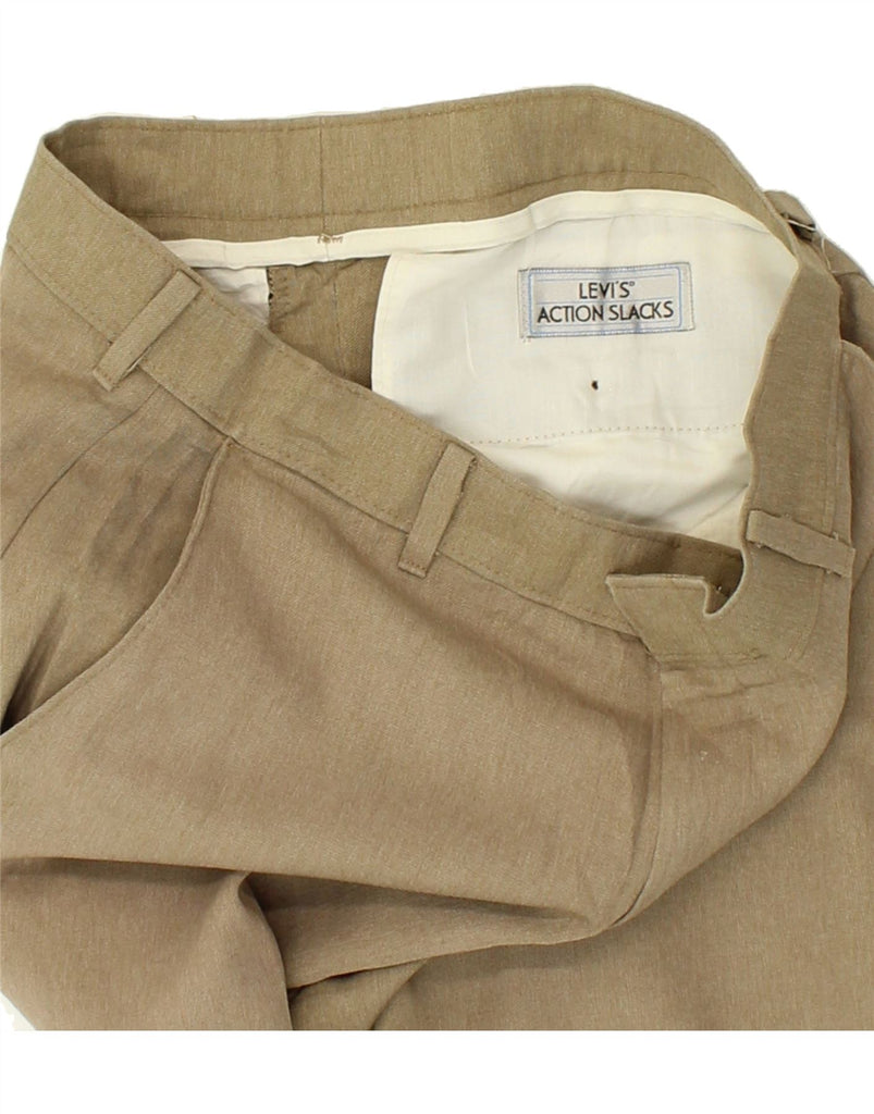 LEVI'S Mens Straight Chino Trousers W32 L28 Beige | Vintage Levi's | Thrift | Second-Hand Levi's | Used Clothing | Messina Hembry 