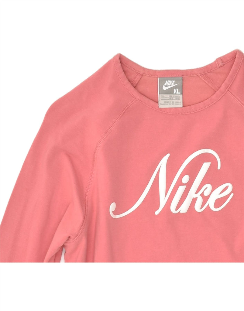 NIKE Girls Graphic Top Long Sleeve 13-14 Years Pink Cotton | Vintage Nike | Thrift | Second-Hand Nike | Used Clothing | Messina Hembry 