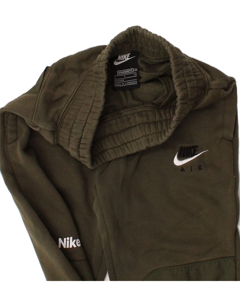 NIKE Boys Standard Fit Tracksuit Trousers Joggers 8-9 Years Small Khaki Vintage Nike and Second-Hand Nike from Messina Hembry 