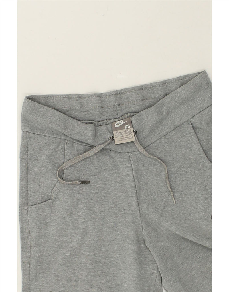 NIKE Womens Capri Tracksuit Trousers UK 6/8 XS Grey | Vintage Nike | Thrift | Second-Hand Nike | Used Clothing | Messina Hembry 