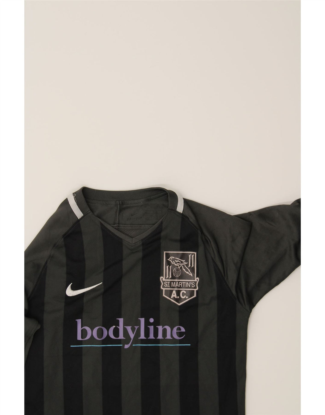 NIKE Boys Dri Fit Graphic Top Long Sleeve 10-11 Years Medium Grey Striped Vintage Nike and Second-Hand Nike from Messina Hembry 