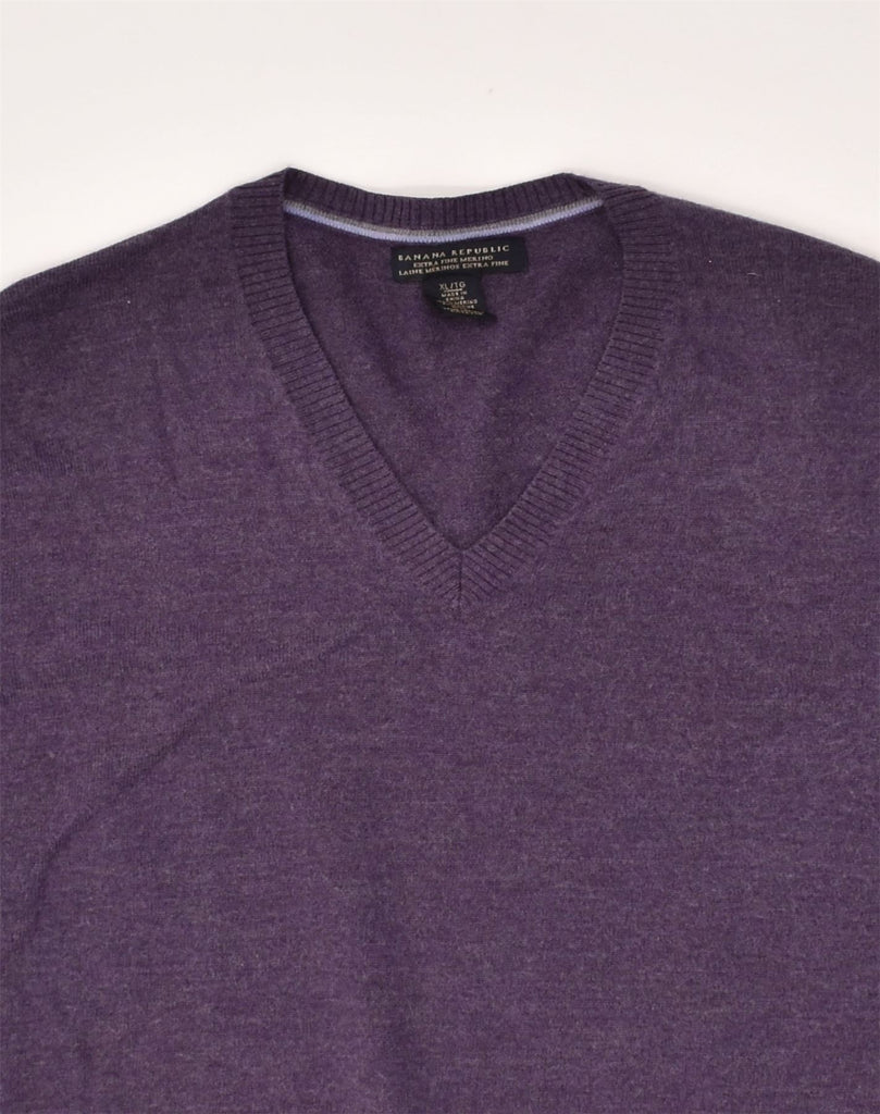 BANANA REPUBLIC Mens Tall V-Neck Jumper Sweater XL Purple Merino Wool | Vintage Banana Republic | Thrift | Second-Hand Banana Republic | Used Clothing | Messina Hembry 