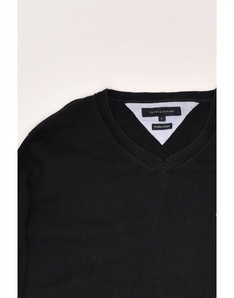 TOMMY HILFIGER Mens V-Neck Jumper Sweater Large Black Cotton | Vintage Tommy Hilfiger | Thrift | Second-Hand Tommy Hilfiger | Used Clothing | Messina Hembry 