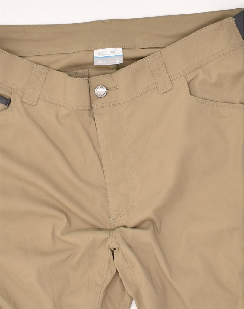 COLUMBIA Mens Slim Casual Trousers W36 L32 Beige Nylon | Vintage Columbia | Thrift | Second-Hand Columbia | Used Clothing | Messina Hembry 