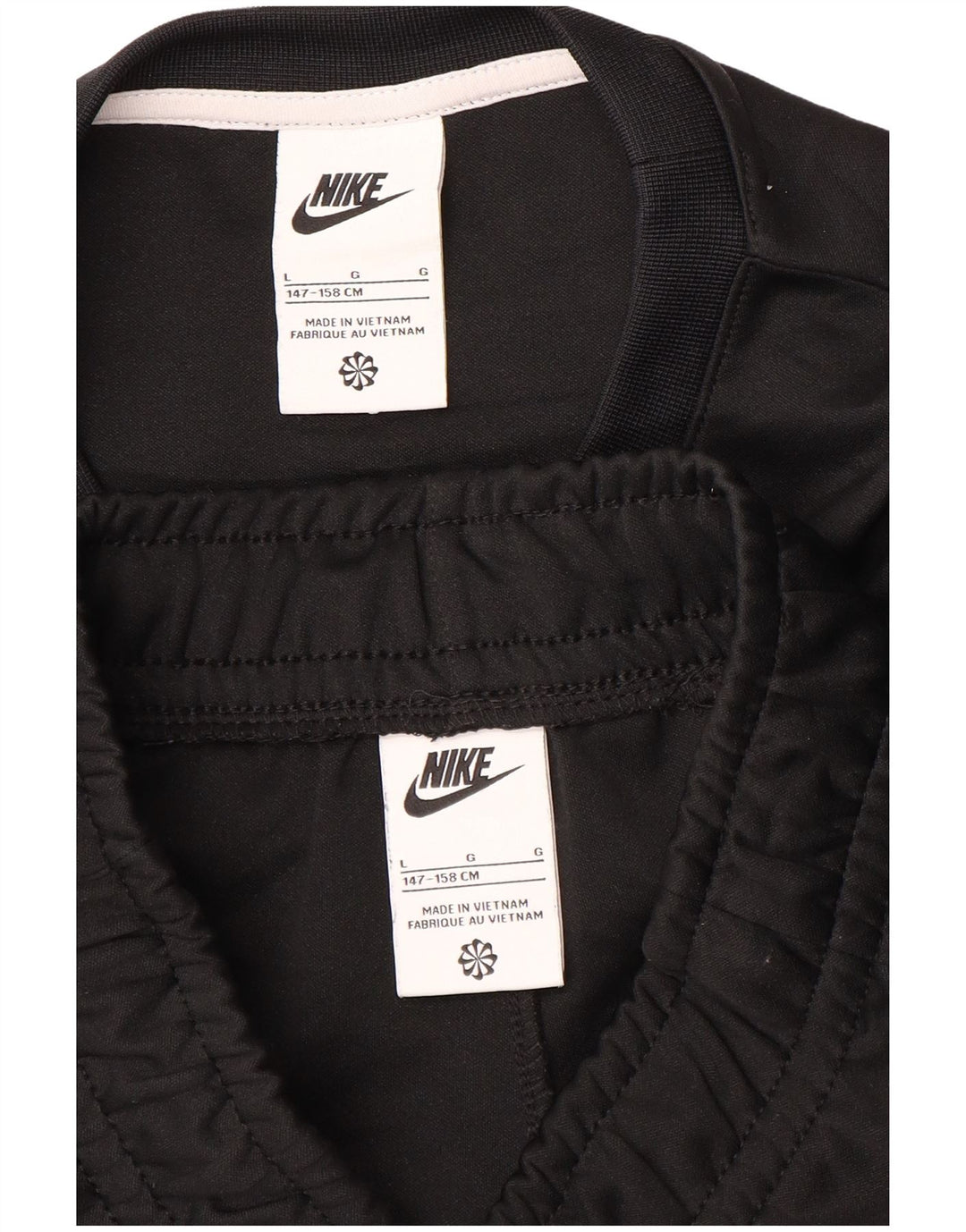 NIKE Boys Graphic Full Tracksuit 12-13 Years Large Black