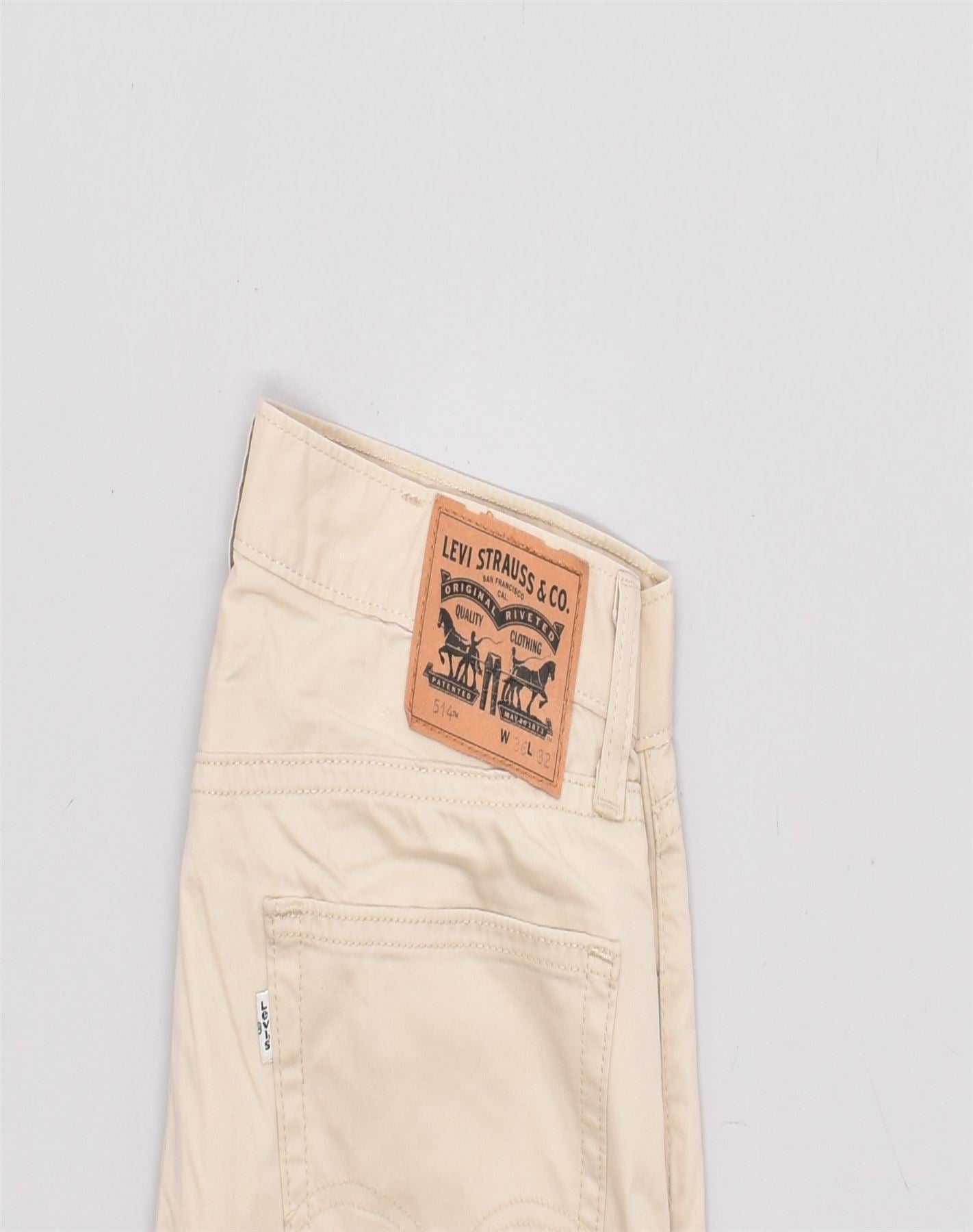 Levis best sale 514 beige