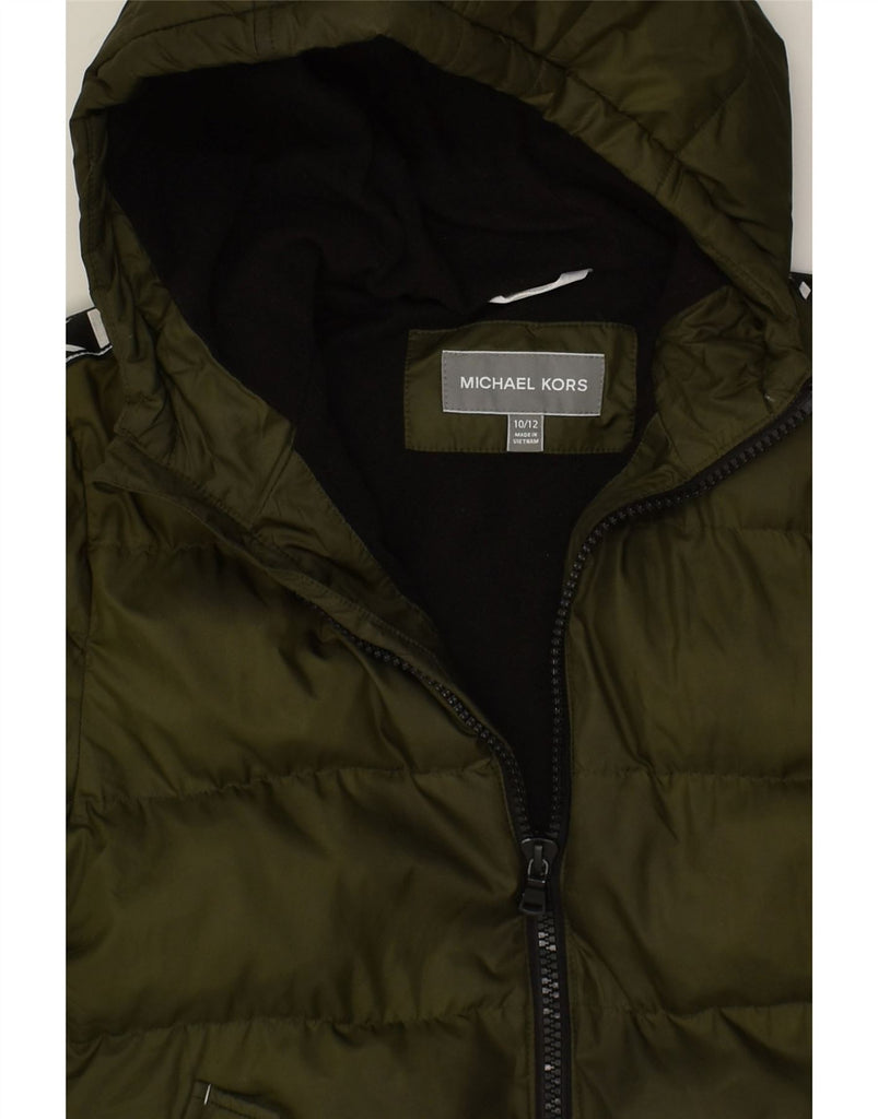 MICHAEL KORS Boys Graphic Hooded Padded Jacket 10-11 Years Khaki Polyester | Vintage Michael Kors | Thrift | Second-Hand Michael Kors | Used Clothing | Messina Hembry 