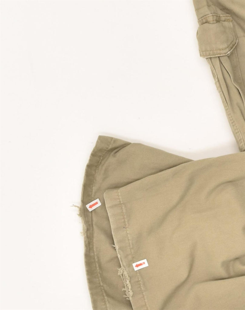 WRANGLER Mens Straight Cargo Trousers W40 L30  Beige | Vintage Wrangler | Thrift | Second-Hand Wrangler | Used Clothing | Messina Hembry 