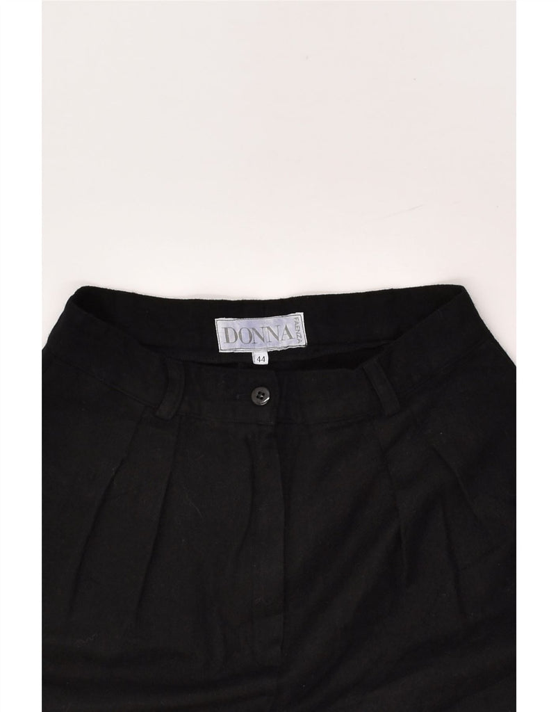 VINTAGE Womens Chino Shorts IT 44 Medium W26 Black | Vintage Vintage | Thrift | Second-Hand Vintage | Used Clothing | Messina Hembry 